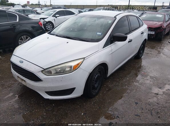 1FADP3E2XHL205110 2017 FORD FOCUS White Przód lewy