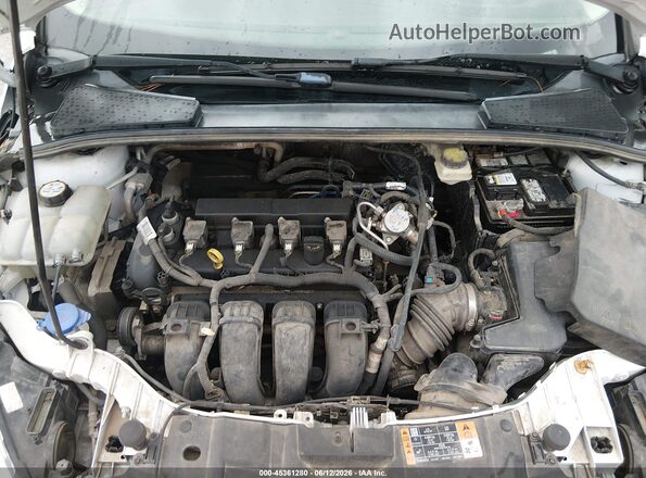 1FADP3E2XHL205110 2017 FORD FOCUS White Widok z tyłu