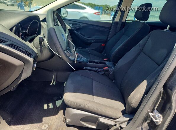 1FADP3E2XJL201922 2018 FORD FOCUS Gray Front interior view