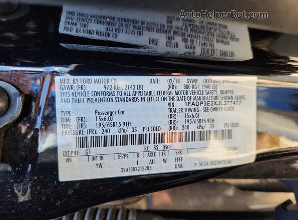 1FADP3E2XJL277477 2018 FORD FOCUS Black Engine compartment view