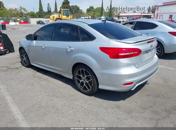 1FADP3F20GL246746 2016 FORD FOCUS Silver 