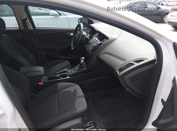 1FADP3F20GL288155 2016 FORD FOCUS White Front interior view
