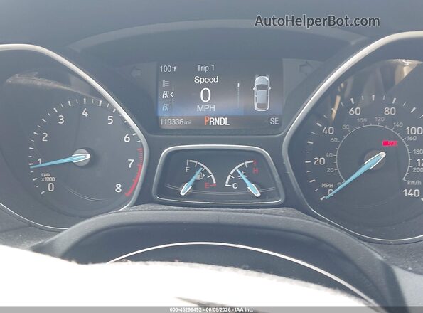 1FADP3F20JL262565 2018 FORD FOCUS White Widok tylnych siedzeń