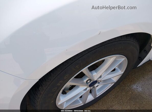 1FADP3F20JL328869 2018 FORD FOCUS Белый 