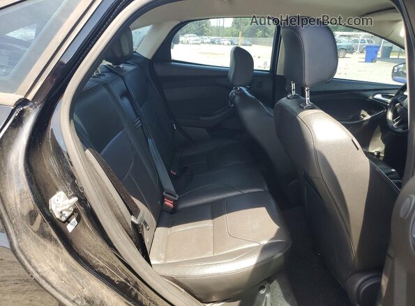 1FADP3F21GL241961 2016 FORD FOCUS Black Вид задніх сидінь
