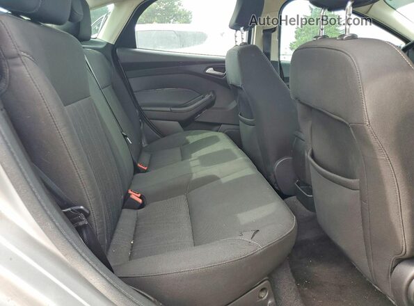 1FADP3F21GL359363 2016 FORD FOCUS Silver 