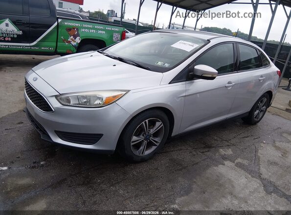 1FADP3F21GL374820 2016 FORD FOCUS Silver Przód lewy