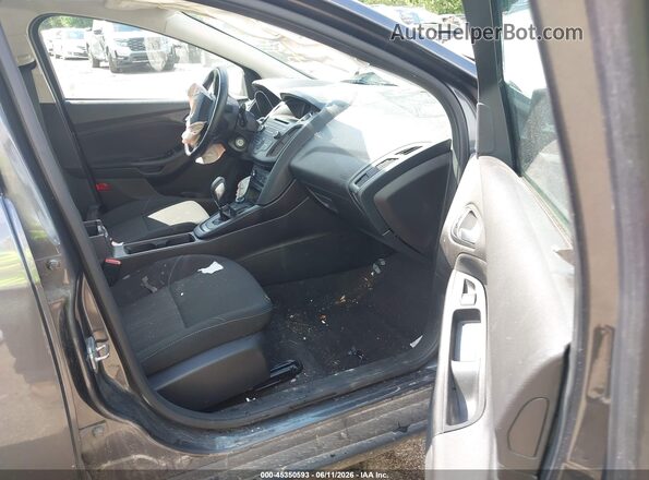 1FADP3F21HL311282 2017 FORD FOCUS Gray Вид салону спереду