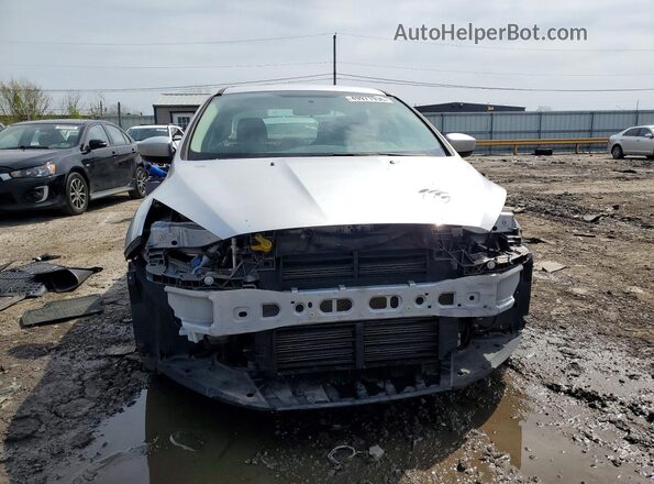 1FADP3F21JL209793 2018 FORD FOCUS Silver Вид спереду