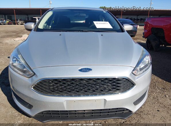 1FADP3F21JL210250 2018 FORD FOCUS Silver Դիմացի տեսք