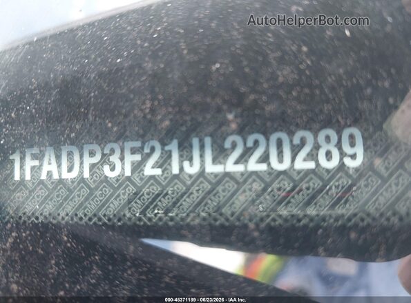 1FADP3F21JL220289 2018 FORD FOCUS Черный Вид подкапотного пространства