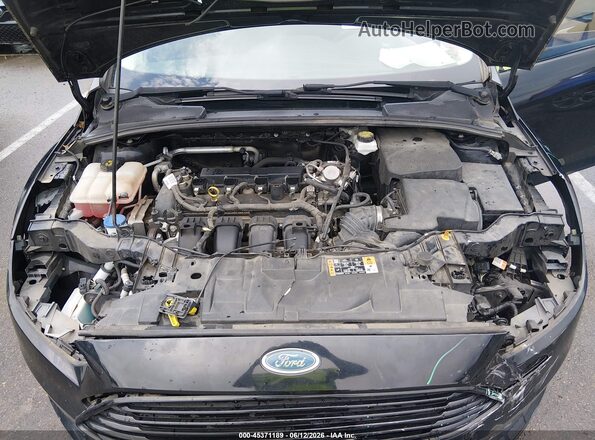 1FADP3F21JL220289 2018 FORD FOCUS Черный Вид сзади