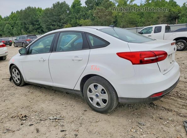 1FADP3F21JL257438 2018 FORD FOCUS Белый Задняя левая четверть