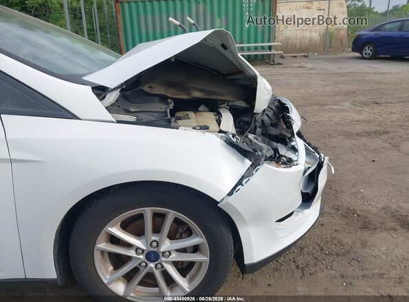 1FADP3F21JL286230 2018 FORD FOCUS White Вид задньої частини салону