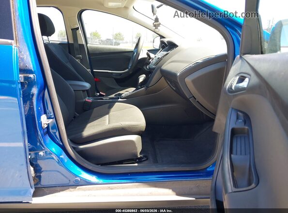1FADP3F21JL328606 2018 FORD FOCUS Blue 