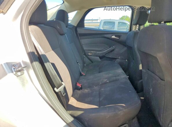 1FADP3F22GL320782 2016 FORD FOCUS Silver 
