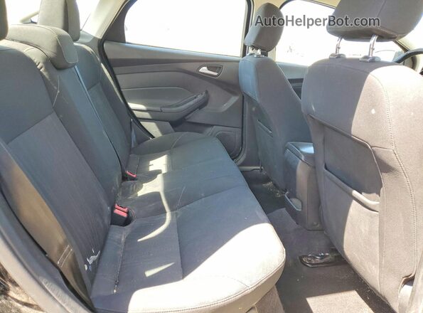 1FADP3F22GL379427 2016 FORD FOCUS Черный Вид задних сидений