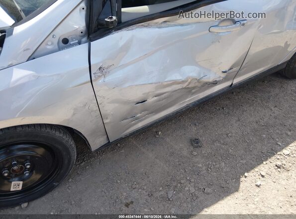 1FADP3F22GL383204 2016 FORD FOCUS Silver Vista frontal