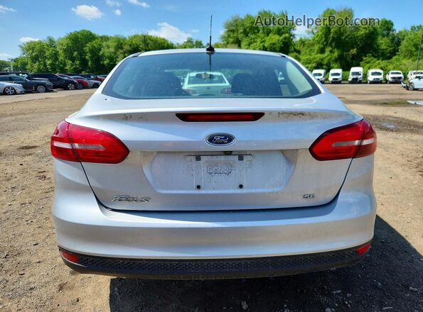 1FADP3F22HL200949 2017 FORD FOCUS Silver 