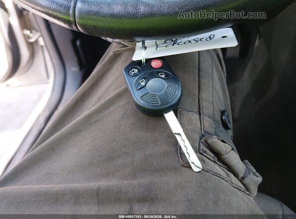 1FADP3F22HL201826 2017 FORD FOCUS Champagne Dashboard view