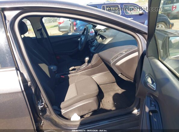 1FADP3F22JL201928 2018 FORD FOCUS Gray Vista interior delantera