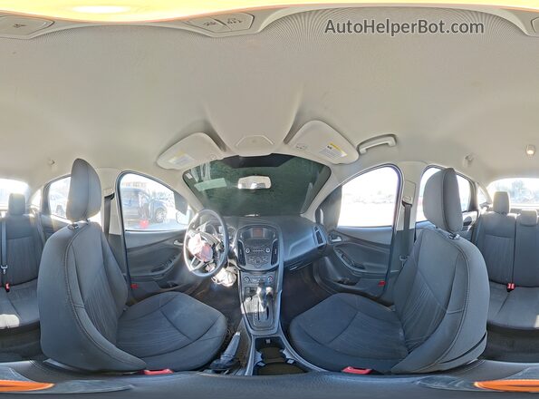 1FADP3F22JL202738 2018 FORD FOCUS White 