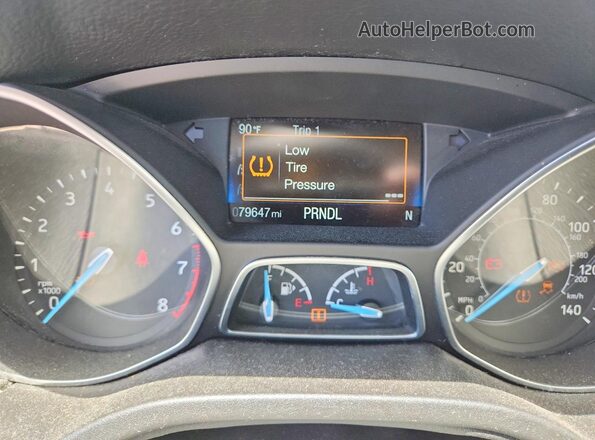 1FADP3F22JL225226 2018 FORD FOCUS White 
