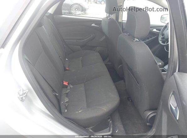 1FADP3F22JL273146 2018 FORD FOCUS Silver VIN კოდის სტიკერის ხედი