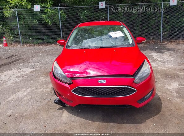 1FADP3F23GL219802 2016 FORD FOCUS Red Widok deski rozdzielczej