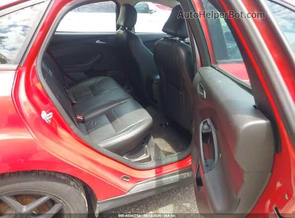 1FADP3F23GL219802 2016 FORD FOCUS Red Widok naklejki z numerem VIN