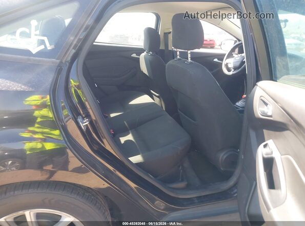 1FADP3F23GL256185 2016 FORD FOCUS Black 
