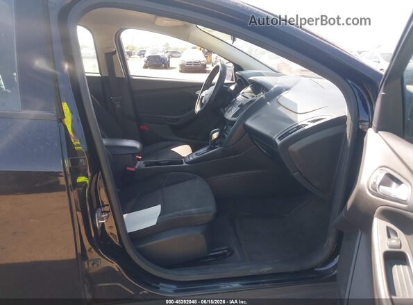 1FADP3F23GL256185 2016 FORD FOCUS Black 