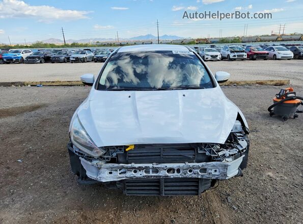 1FADP3F23GL363477 2016 FORD FOCUS White Դիմացի տեսք