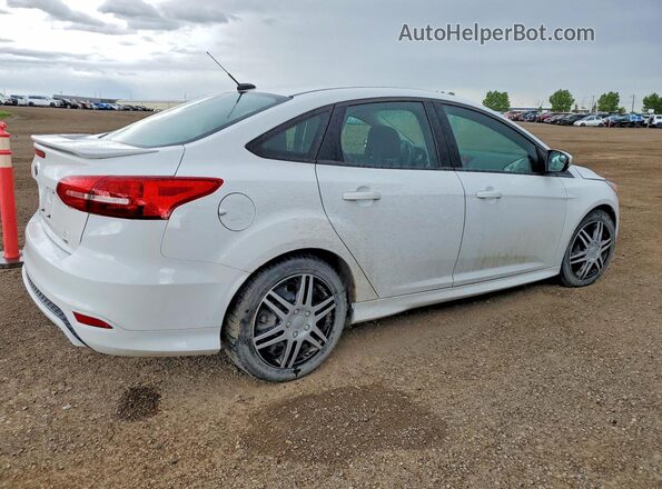 1FADP3F23HL261114 2017 FORD FOCUS White უკანა მარჯვენა