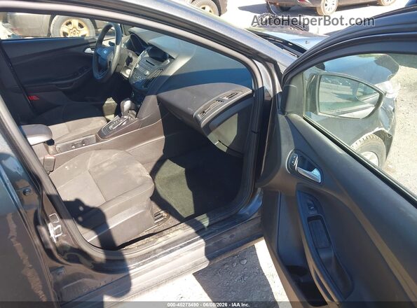 1FADP3F23HL278642 2017 FORD FOCUS Gray Vista interior delantera