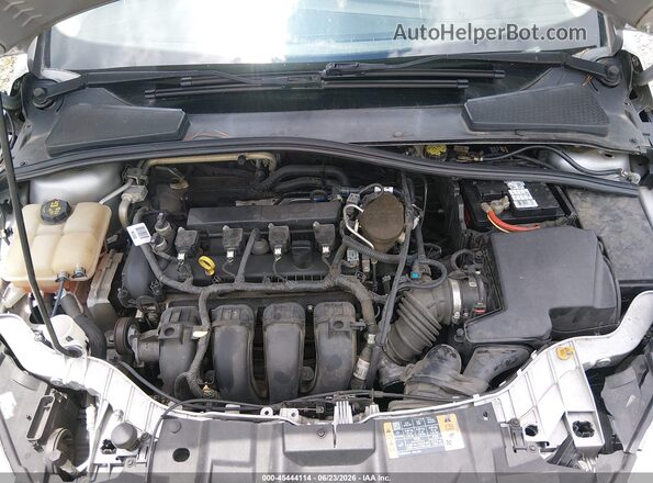 1FADP3F24GL236530 2016 FORD FOCUS Silver Rear view