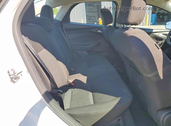 1FADP3F24GL255000 2016 FORD FOCUS White 