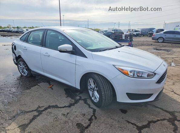 1FADP3F24GL305555 2016 FORD FOCUS White Передня права чверть