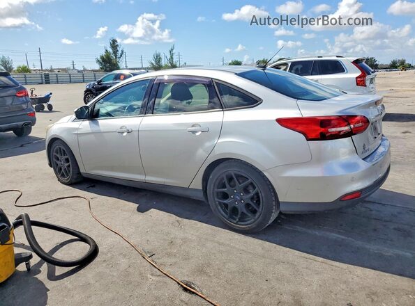 1FADP3F24GL332240 2016 FORD FOCUS Silver 