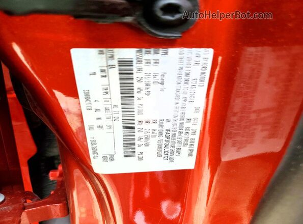 1FADP3F24JL324727 2018 FORD FOCUS Red Vista del compartimento del motor
