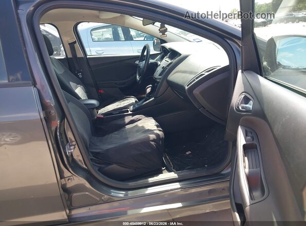 1FADP3F25GL215895 2016 FORD FOCUS Black Widok wnętrza z przodu