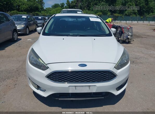 1FADP3F25GL224340 2016 FORD FOCUS Белый Вид спереди