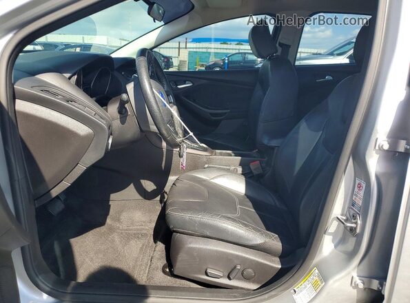 1FADP3F25GL241932 2016 FORD FOCUS Серебряный 