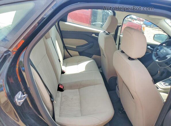 1FADP3F25GL294209 2016 FORD FOCUS Black Հետևի նստատեղերի տեսք