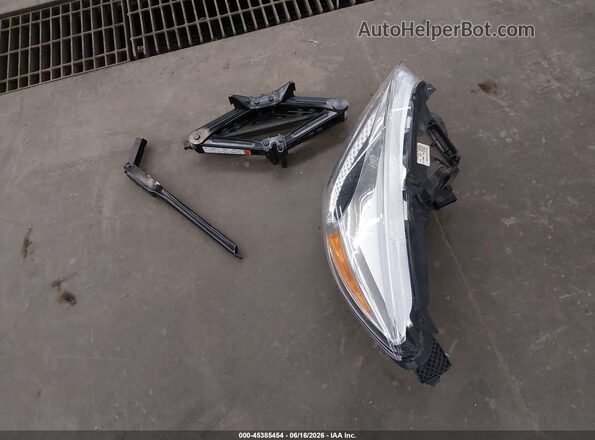 1FADP3F25GL324759 2016 FORD FOCUS White Vista del cuadro de instrumentos