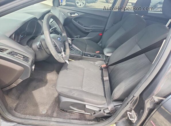 1FADP3F25GL381737 2016 FORD FOCUS Gray Front interior view
