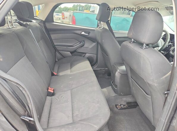1FADP3F25GL381737 2016 FORD FOCUS Gray Rear seats view