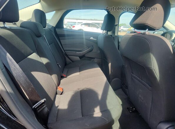 1FADP3F25GL390292 2016 FORD FOCUS Black უკანა სავარძლების ხედი