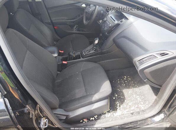 1FADP3F25HL212271 2017 FORD FOCUS Black Вид салону спереду