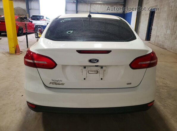 1FADP3F25JL318600 2018 FORD FOCUS White Вид ззаду